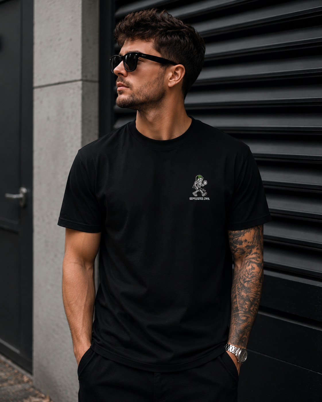 GEPFLEGTES ZIVIL™ | BUT FIRST COFFEE| Unisex T-Shirt
