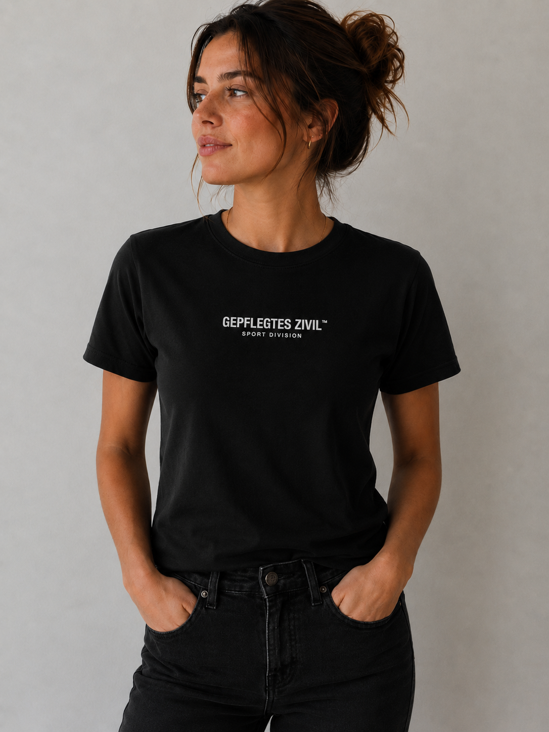 GEPFLEGTES ZIVIL™ | SPORT DIVISION | Damen Performance Shirt (Tailliert)